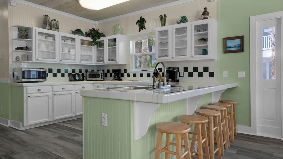 House, Multiple Beds, Balcony, Pool View (Sea Turtle Pass) | Private kitchen