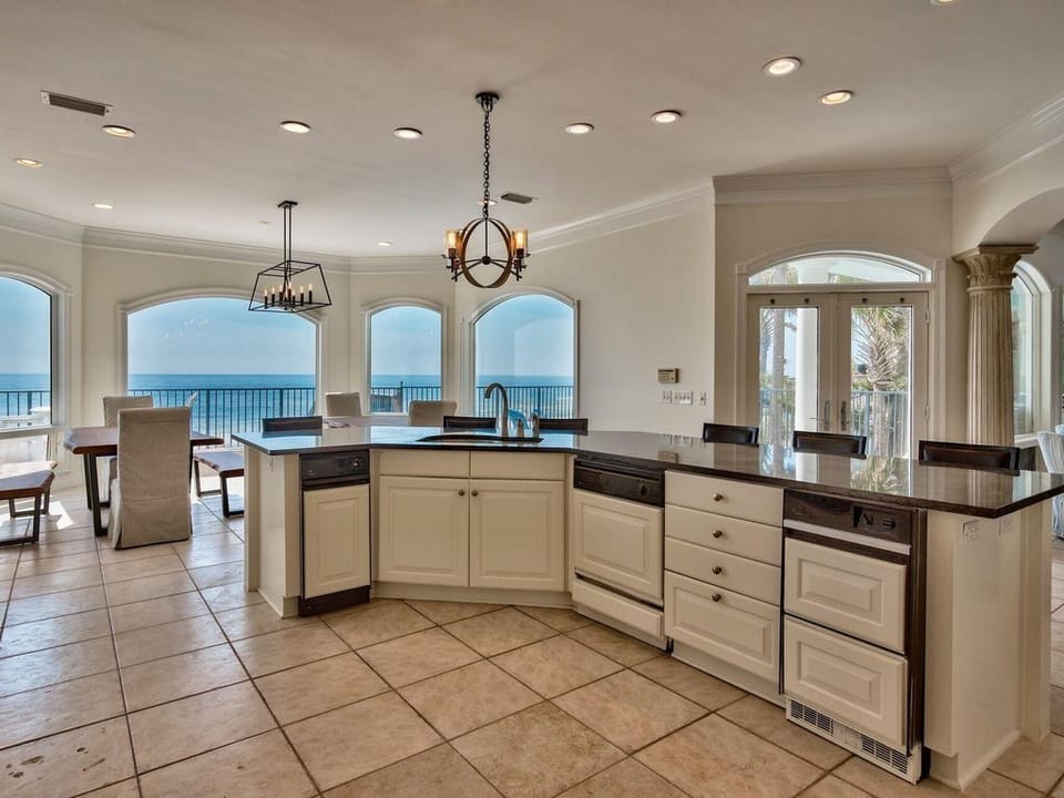 House, Pool Access, Ocean View (The Bellagio) | Private kitchen | Fridge, microwave, oven, stovetop
