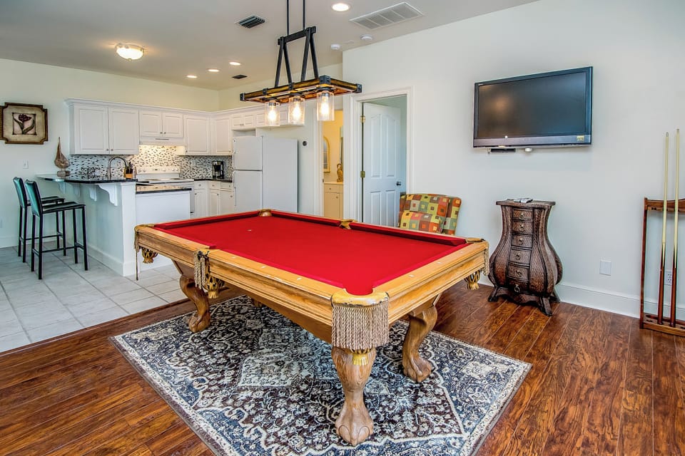 House, Pool Access, Ocean View (The Bellagio) | Game room