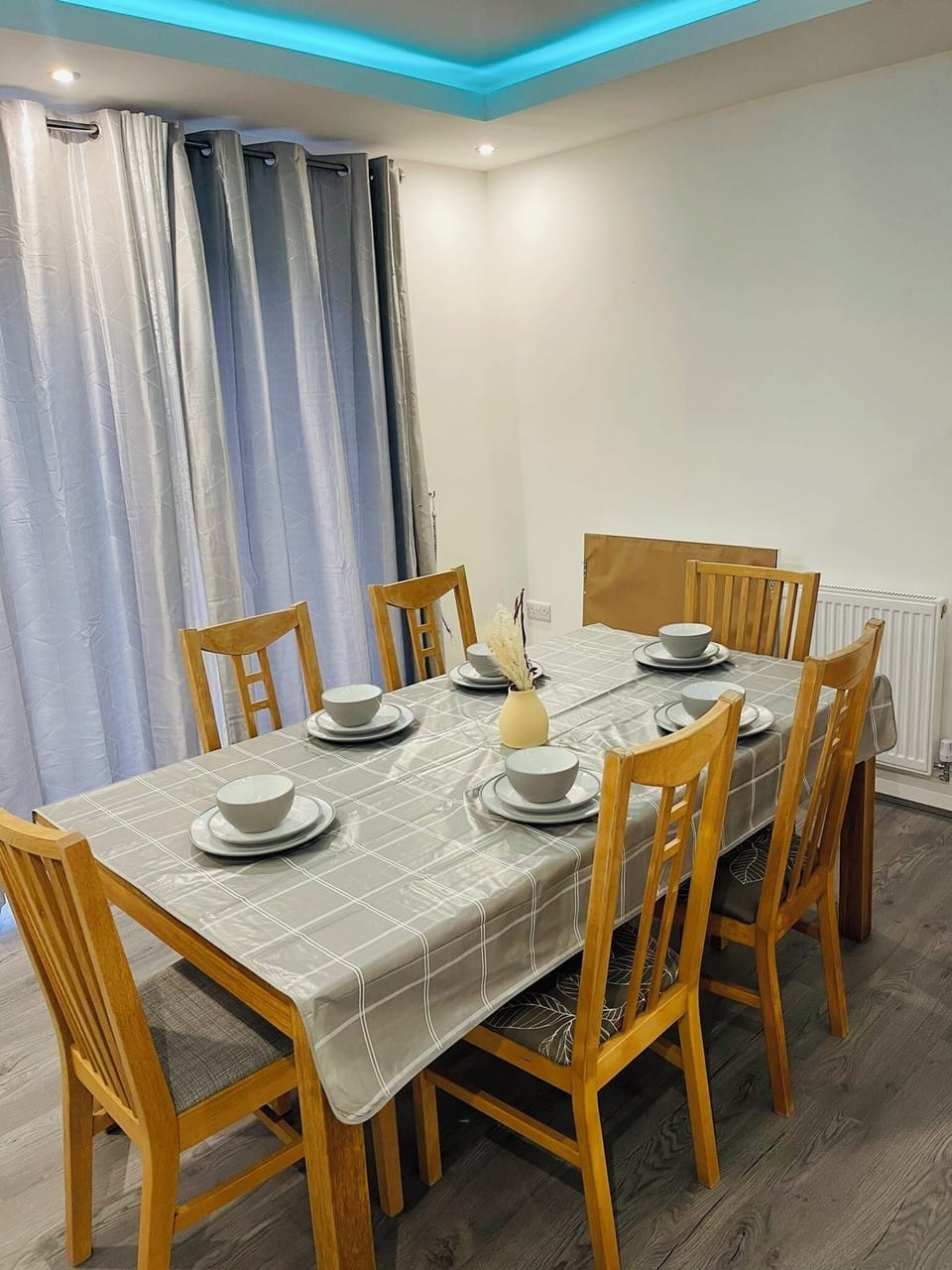 House | Dining