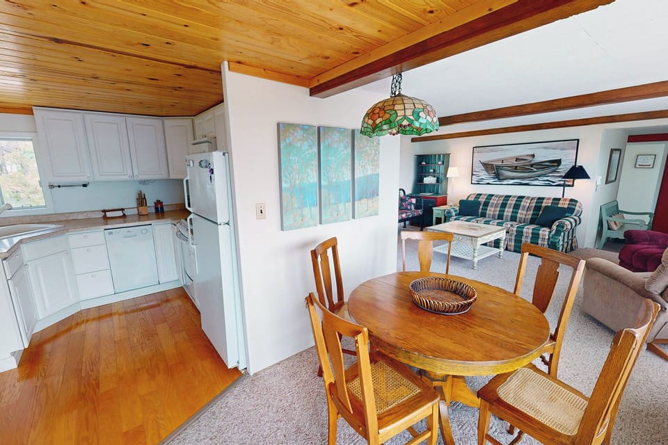 There is seating for 4 in the dining area off the kitchen, or spread out in the living room, or better yet eat on the deck! Morning bfast and coffee, midday sammie, or nighttime grillin' - the deck is your new favorite place!