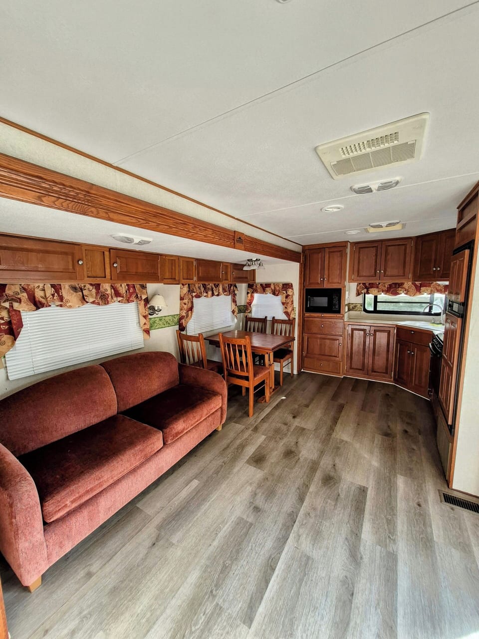 Room | Living area