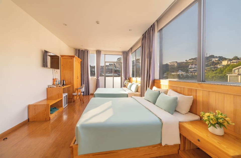 Deluxe Twin Room, City View | View from room