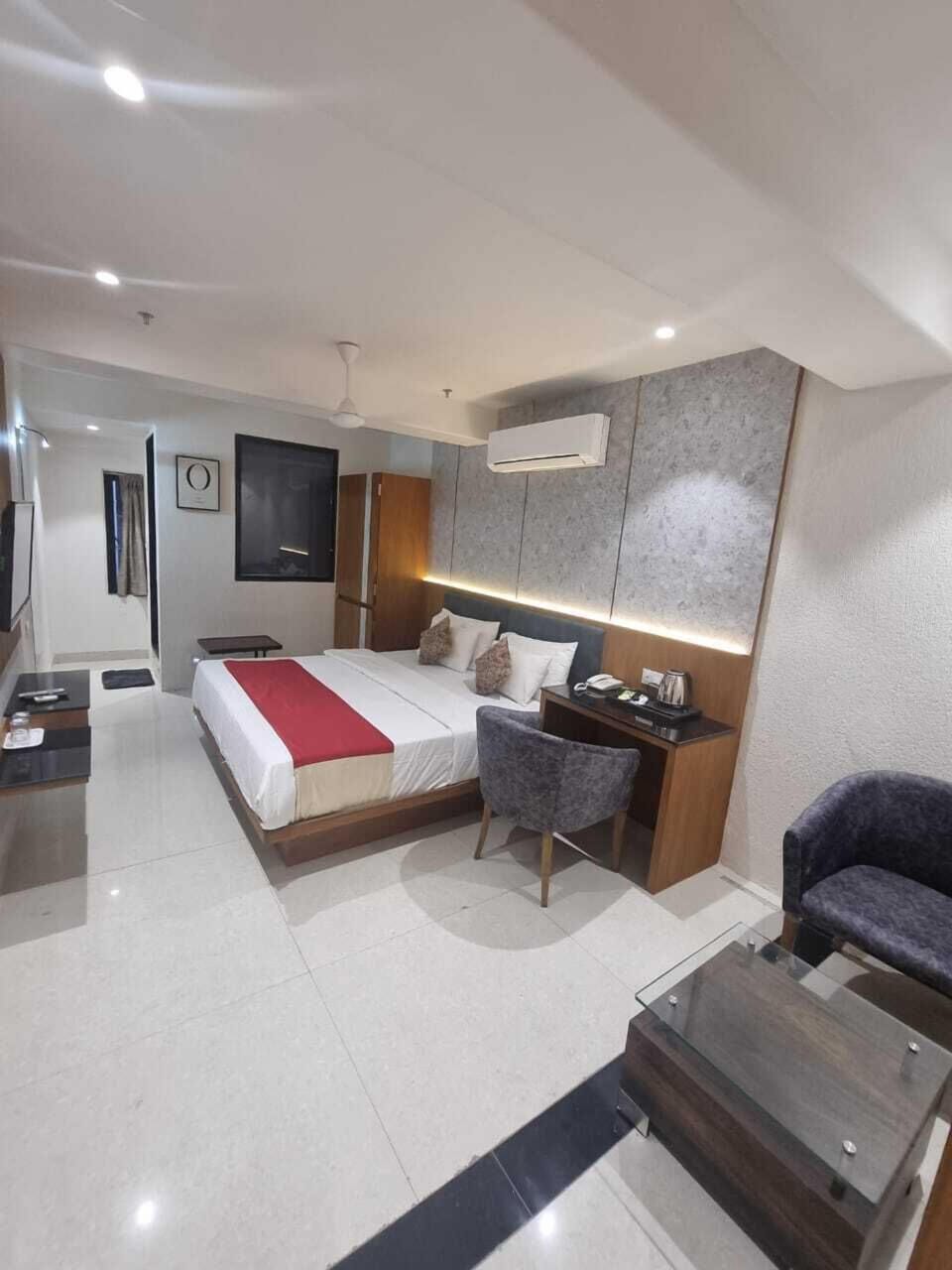 Royal Room | Free WiFi