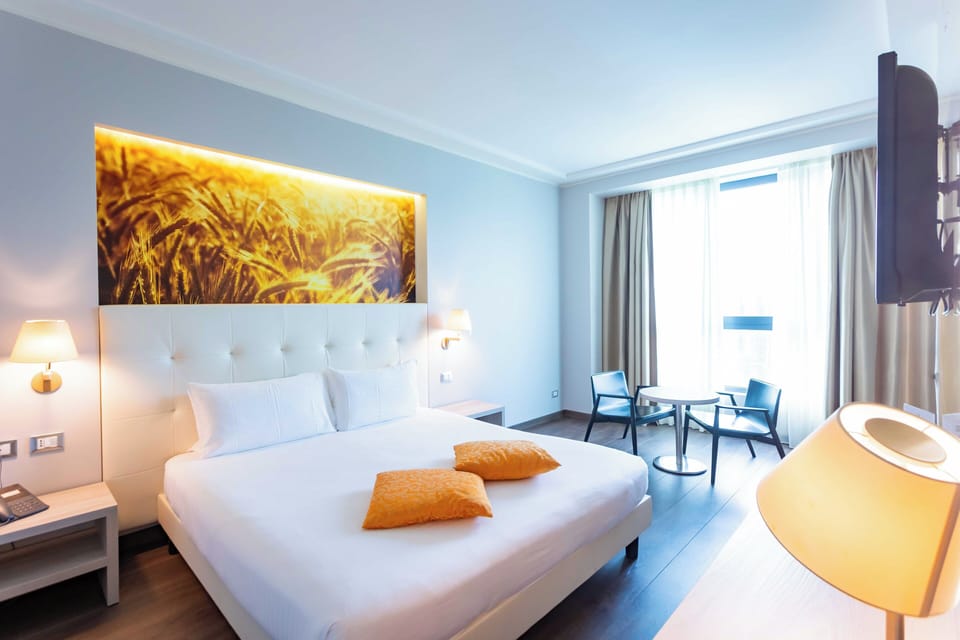 Junior Suite | Premium bedding, minibar, in-room safe, desk