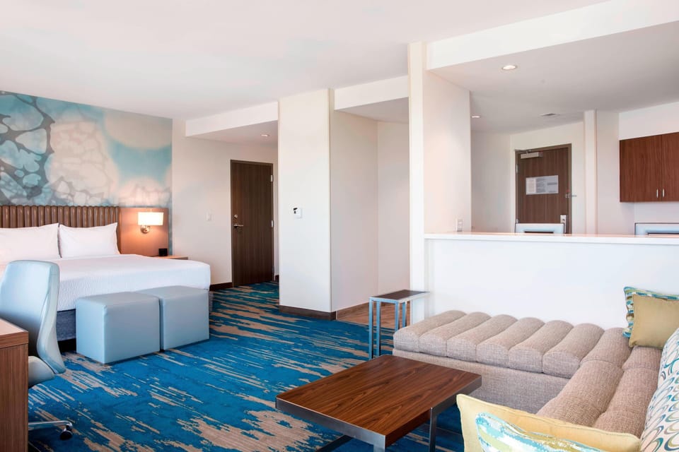 In-room safe, desk, laptop workspace, blackout drapes