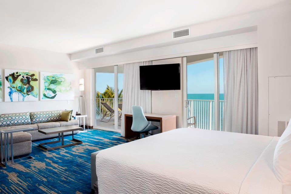 In-room safe, desk, laptop workspace, blackout drapes