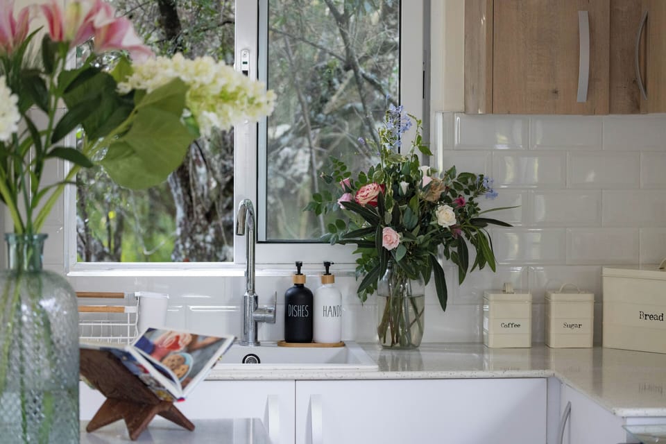 Romantic Cabin | Private kitchen