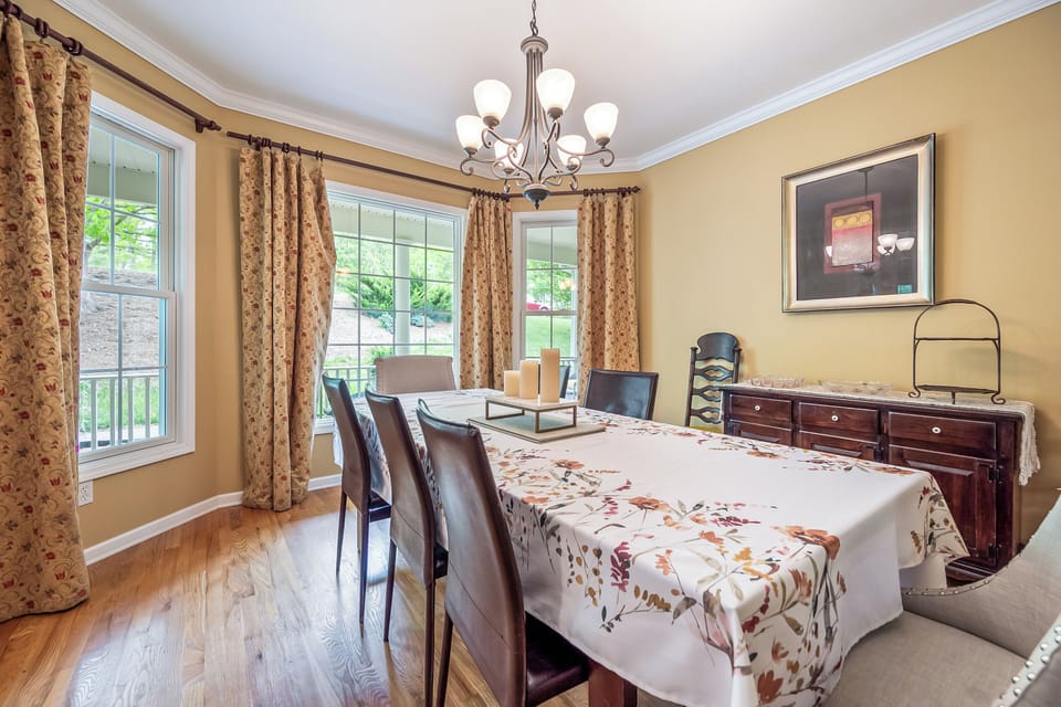Bright and spacious dining space, perfect for family meals and special gatherings
