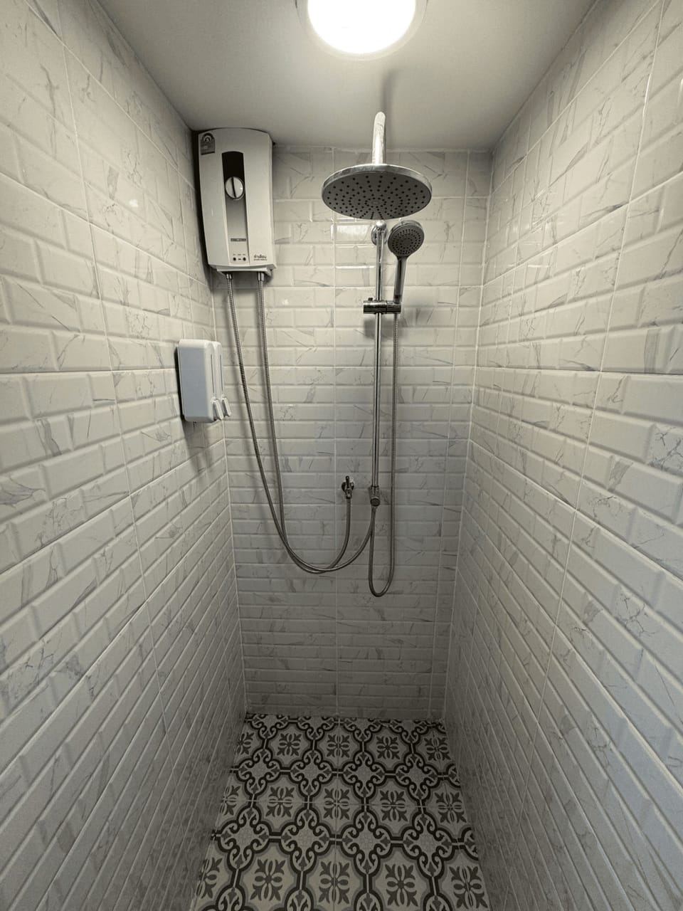 Shower, hydromassage showerhead, hair dryer, bidet