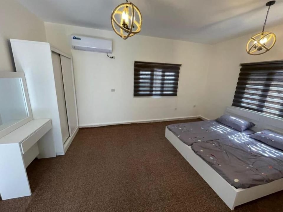 Deluxe Room, Patio | Desk, laptop workspace, WiFi (free)
