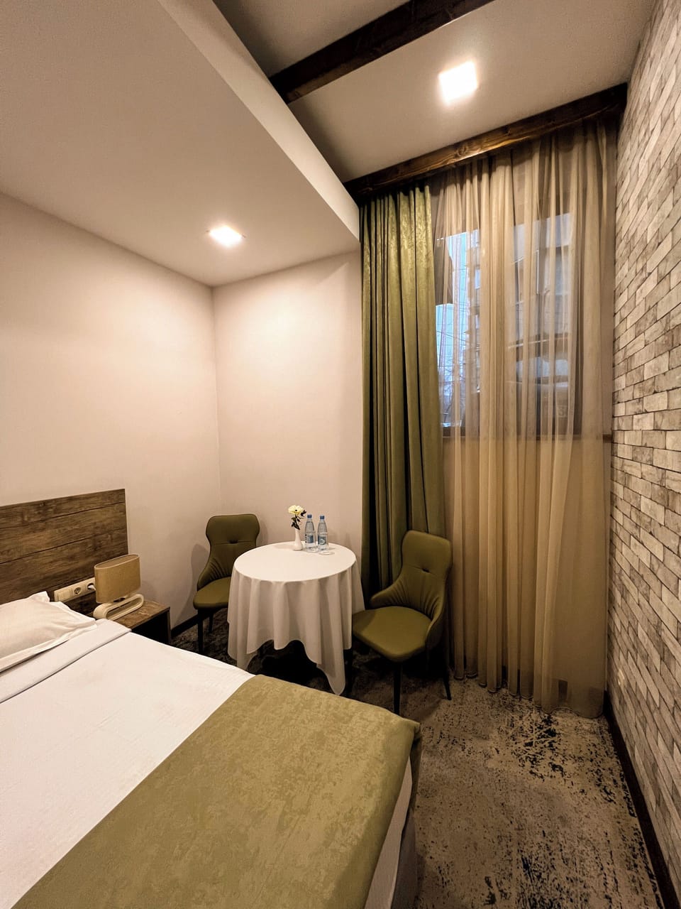 Economy Twin Room | In-room safe, soundproofing, iron/ironing board, free WiFi
