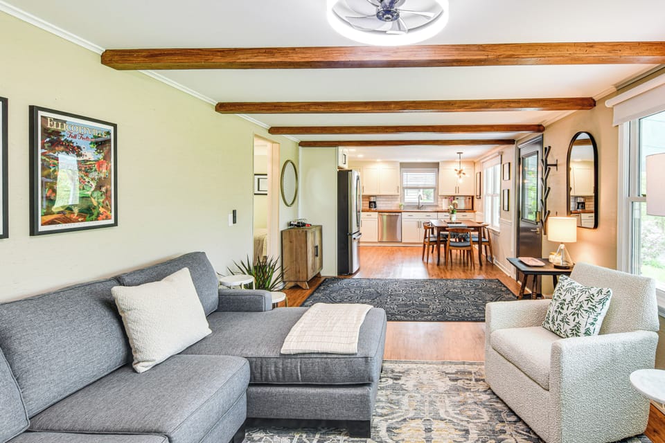 House (2 Bedrooms) | Interior