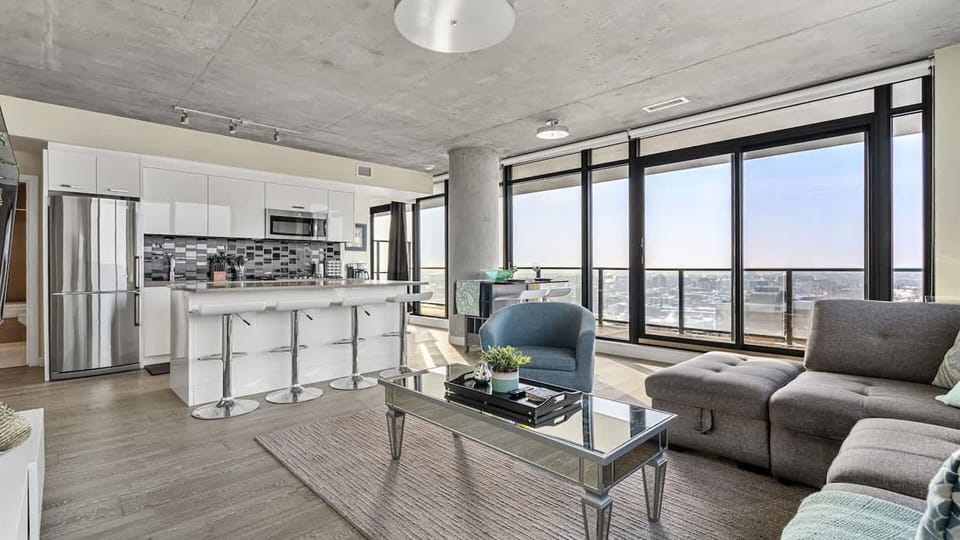 Expanded and upgraded kitchen island adds the ability to enjoy the space in a multitude of ways 

Breakfast for 2 or 4? 

Simply pull out your chair and enjoy your meal!