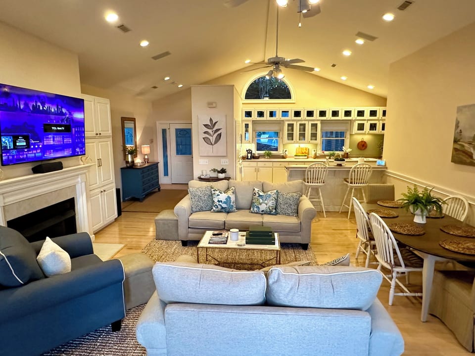 Main floor living room