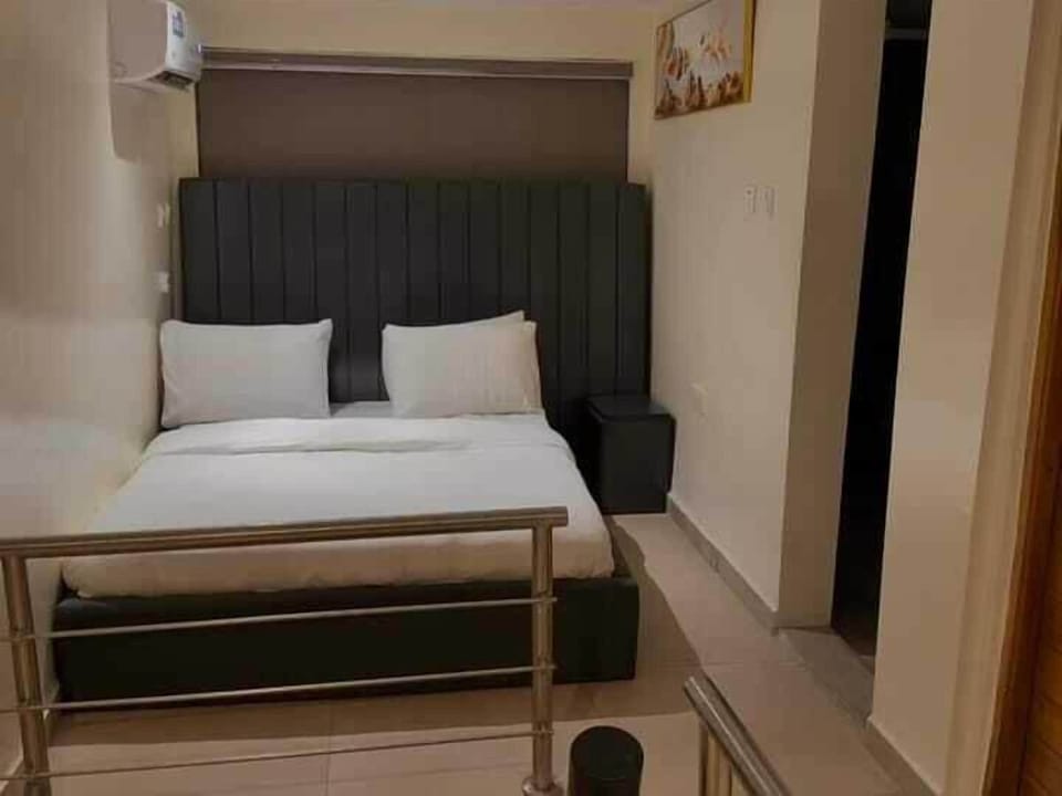 Romantic Penthouse, Balcony, Ocean View | 1 bedroom, in-room safe, individually decorated, soundproofing