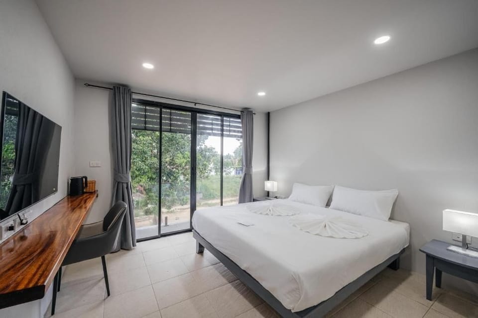 Double Room Building 2 | In-room safe, WiFi (free), bed sheets
