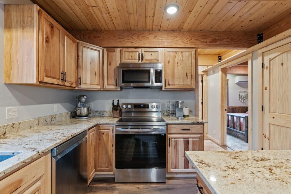Full Kitchen