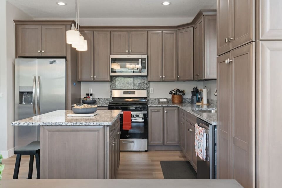 Full Kitchen