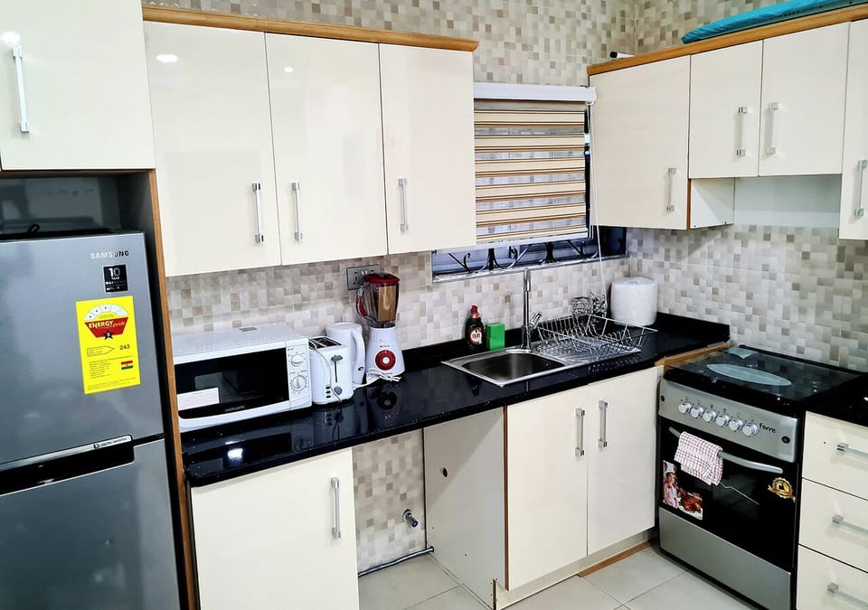 Apartment | Private kitchen | Dining table