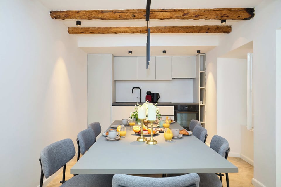 Comfort Apartment | Dining room