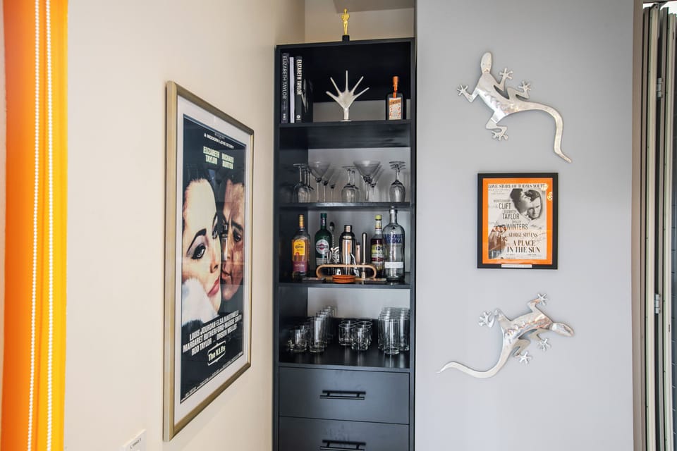 Built-in bar area with classic cinema posters