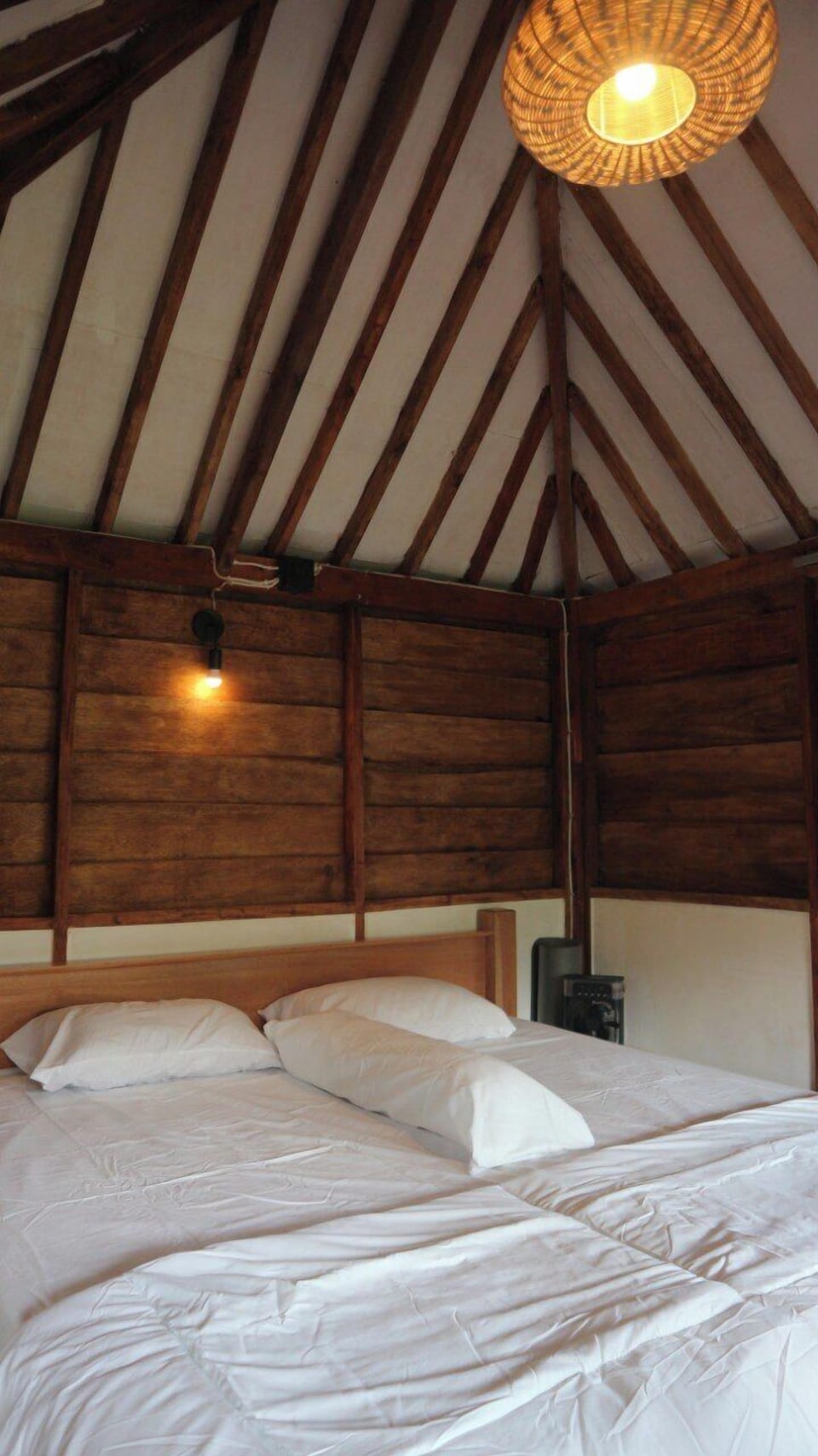 Bungalow, River View | 1 bedroom, WiFi (free), bed sheets