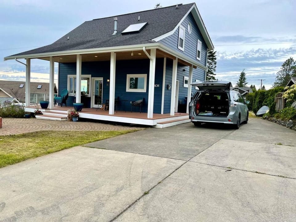 Front entry and drive way