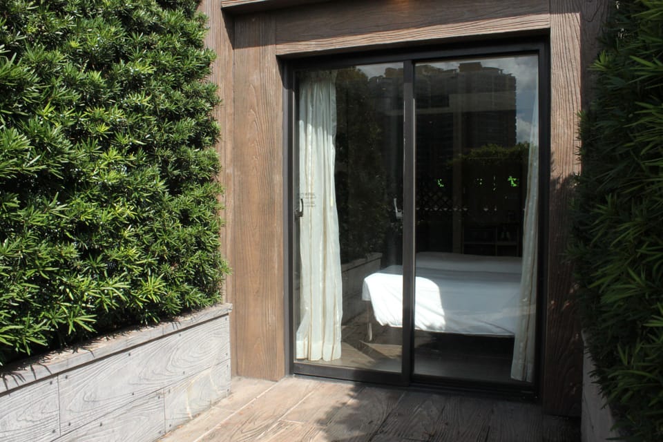 Deluxe Twin Room | Balcony