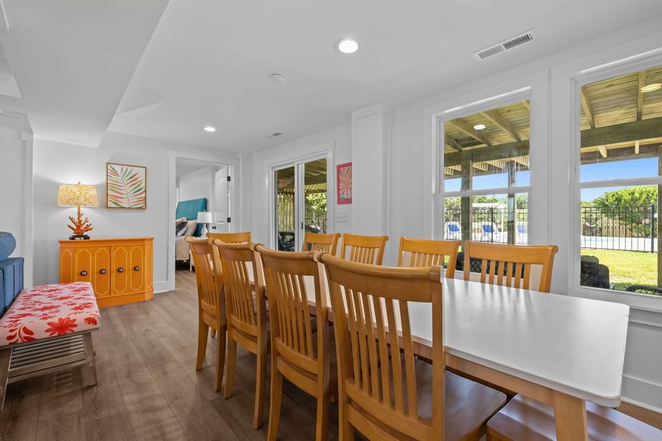 Family Room game table. Seats 10.