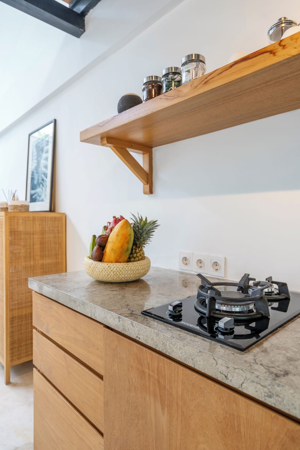 Deluxe Loft, 1 Bedroom, Private Pool | Private kitchen | Full-size fridge, microwave, stovetop, coffee/tea maker