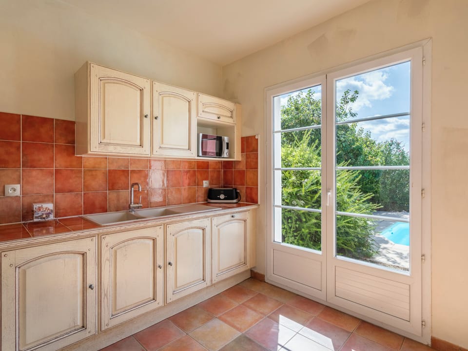 3-bedroom house for 8 people with private pool | Private kitchen