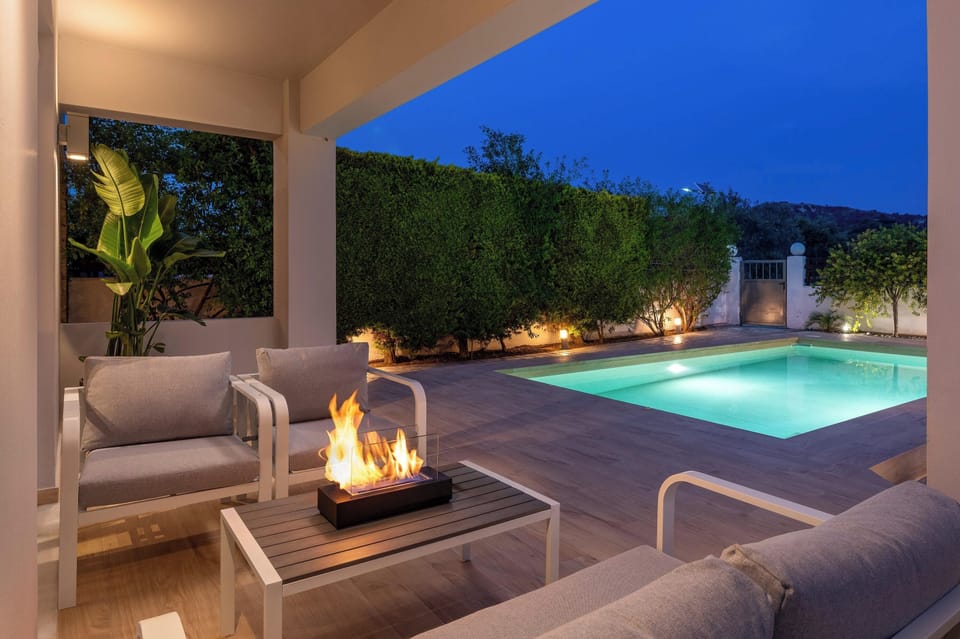 sitting area