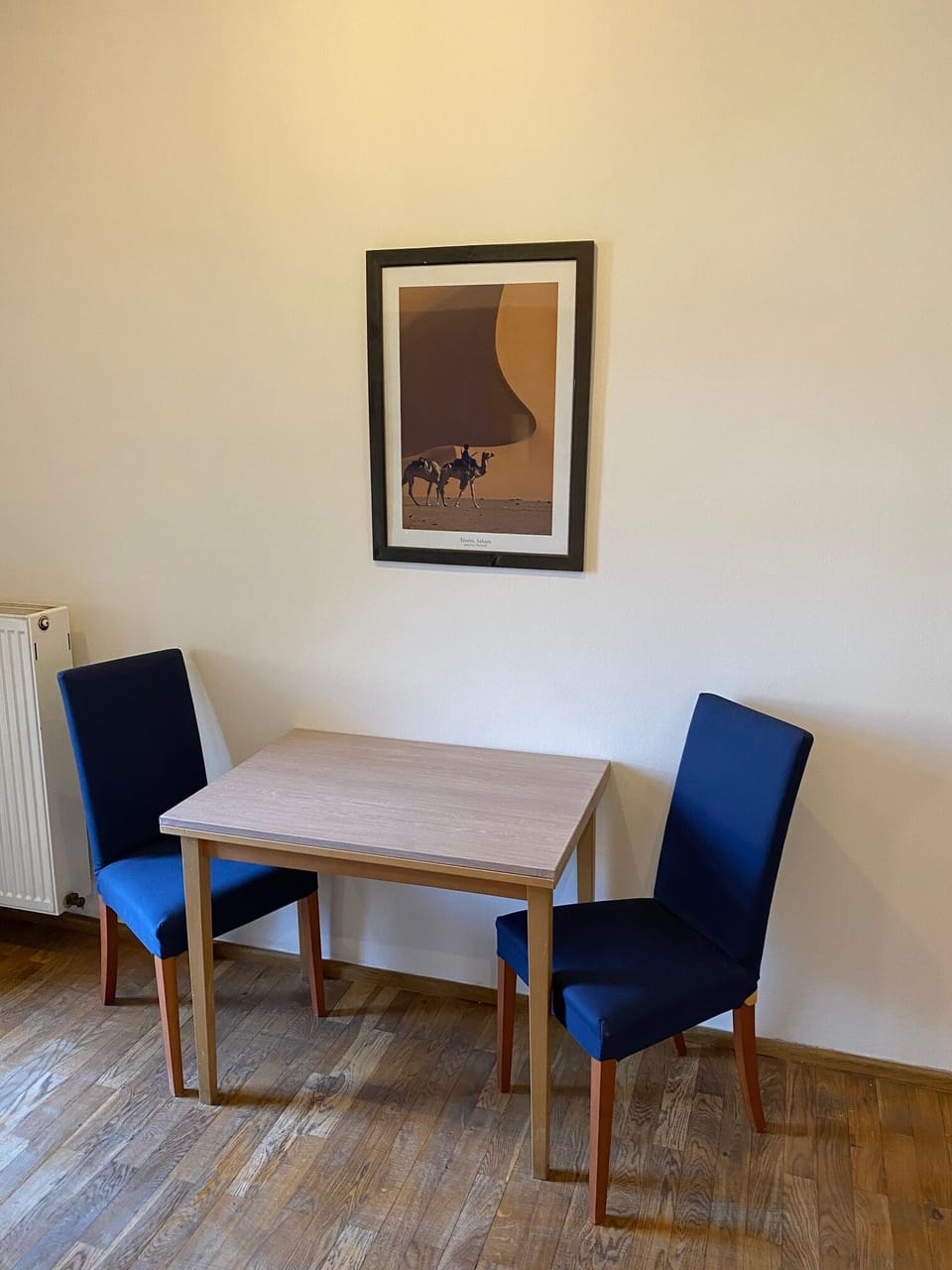Kitchen table 