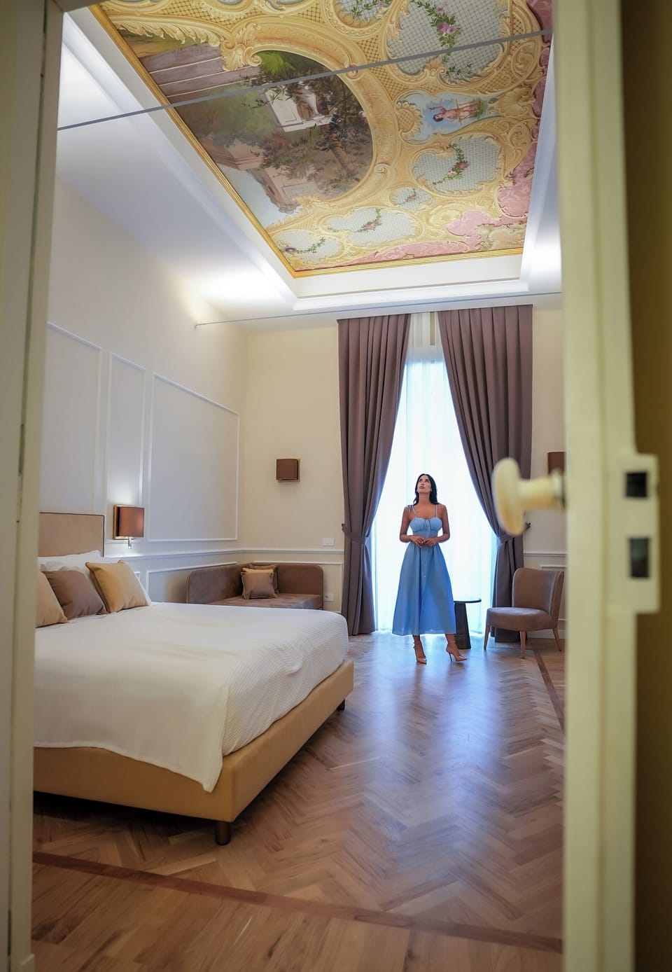 Deluxe Room, 3 Twin Beds, Balcony, City View | 1 bedroom, minibar, in-room safe, individually decorated