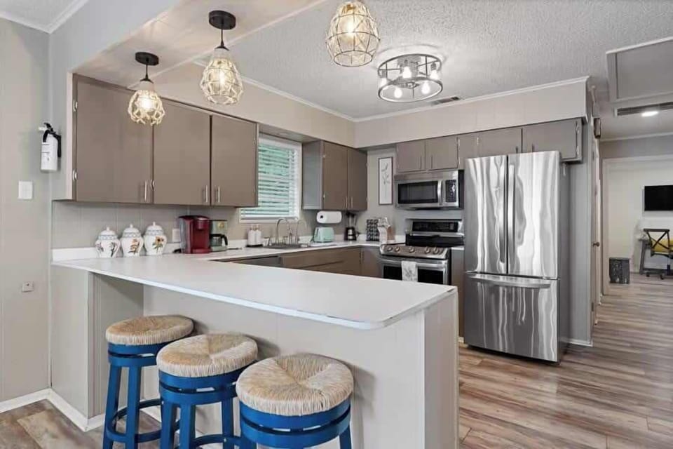 Fully stocked kitchen.
