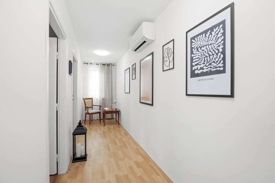 Family House, 3 Bedrooms, Refrigerator & Microwave (Villa Ancora with private Pool) | Interior