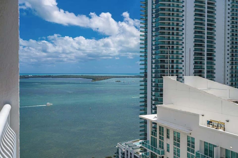 South facing balcony with ocean views.
