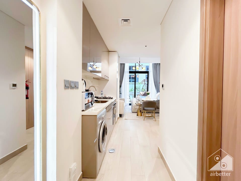 Apartment (0 Bedroom) | Private kitchenette | Microwave, oven, stovetop, electric kettle