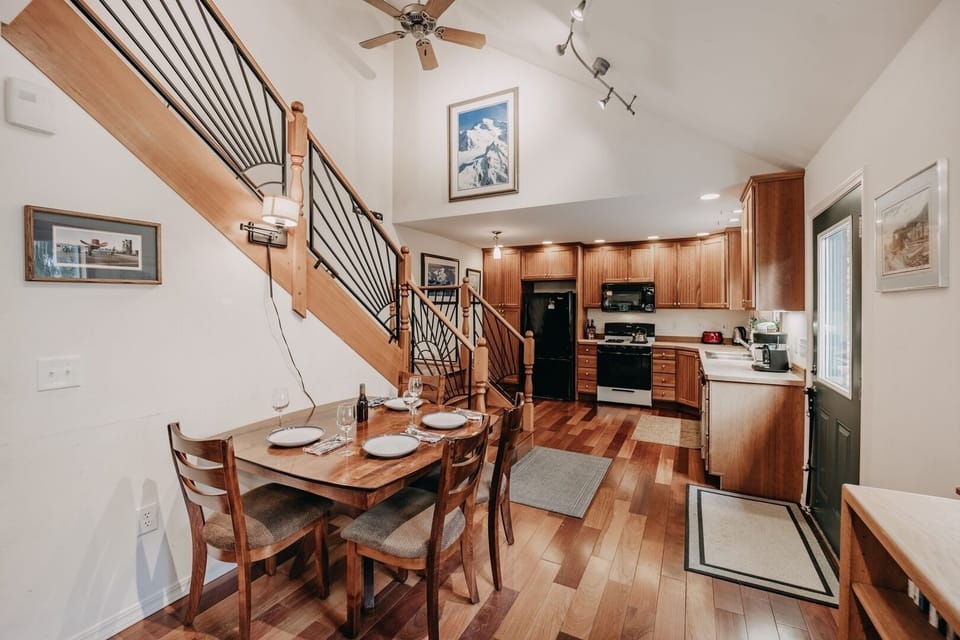 Indoors, Dining Room, Dining Table, Furniture, Table