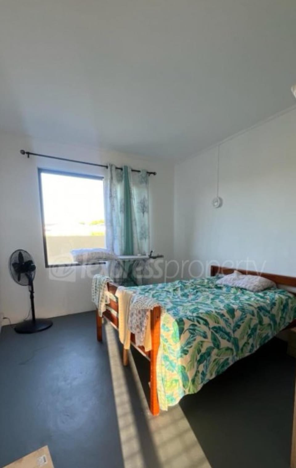 House | 3 bedrooms, WiFi (free), bed sheets
