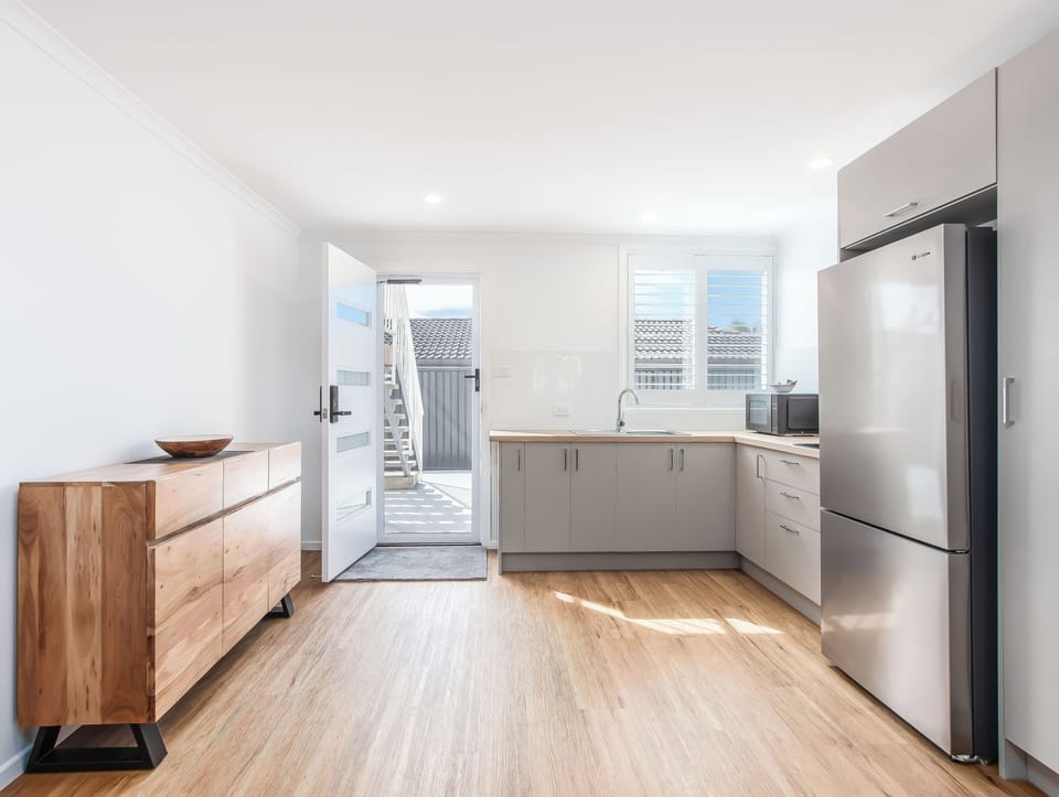 House, 4 Bedrooms, Balcony, Ocean View | Private kitchen | Electric kettle, toaster