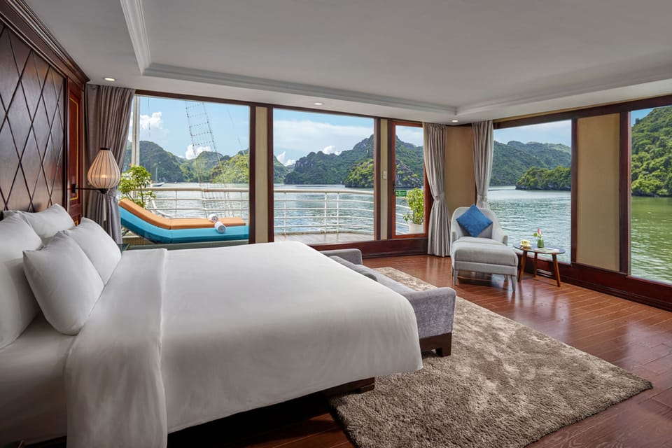 Presidential Cabin, Balcony, Ocean View | Desk, laptop workspace, soundproofing