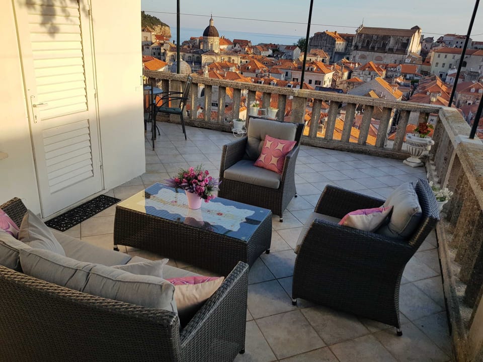 Apartment (Apartment Little Star - Two Bedroom A) | Terrace/patio