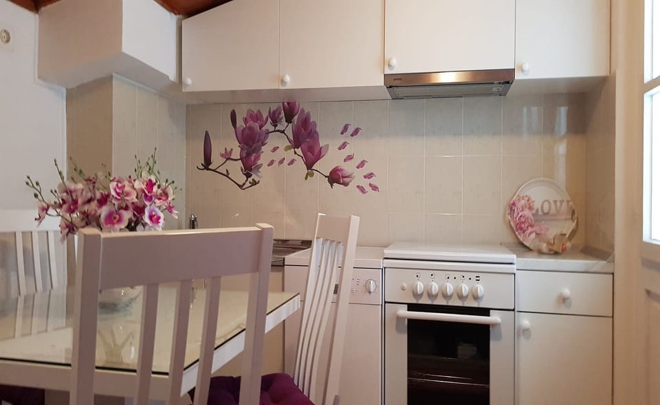 Apartment (Apartment Little Star - Two Bedroom A) | Dining room