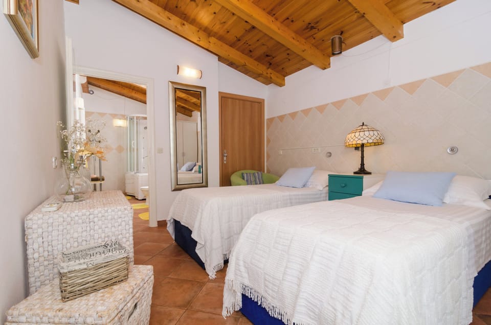 Villa (Villa Gemma - Four Bedroom Villa with) | 4 bedrooms, cribs/infant beds, free WiFi