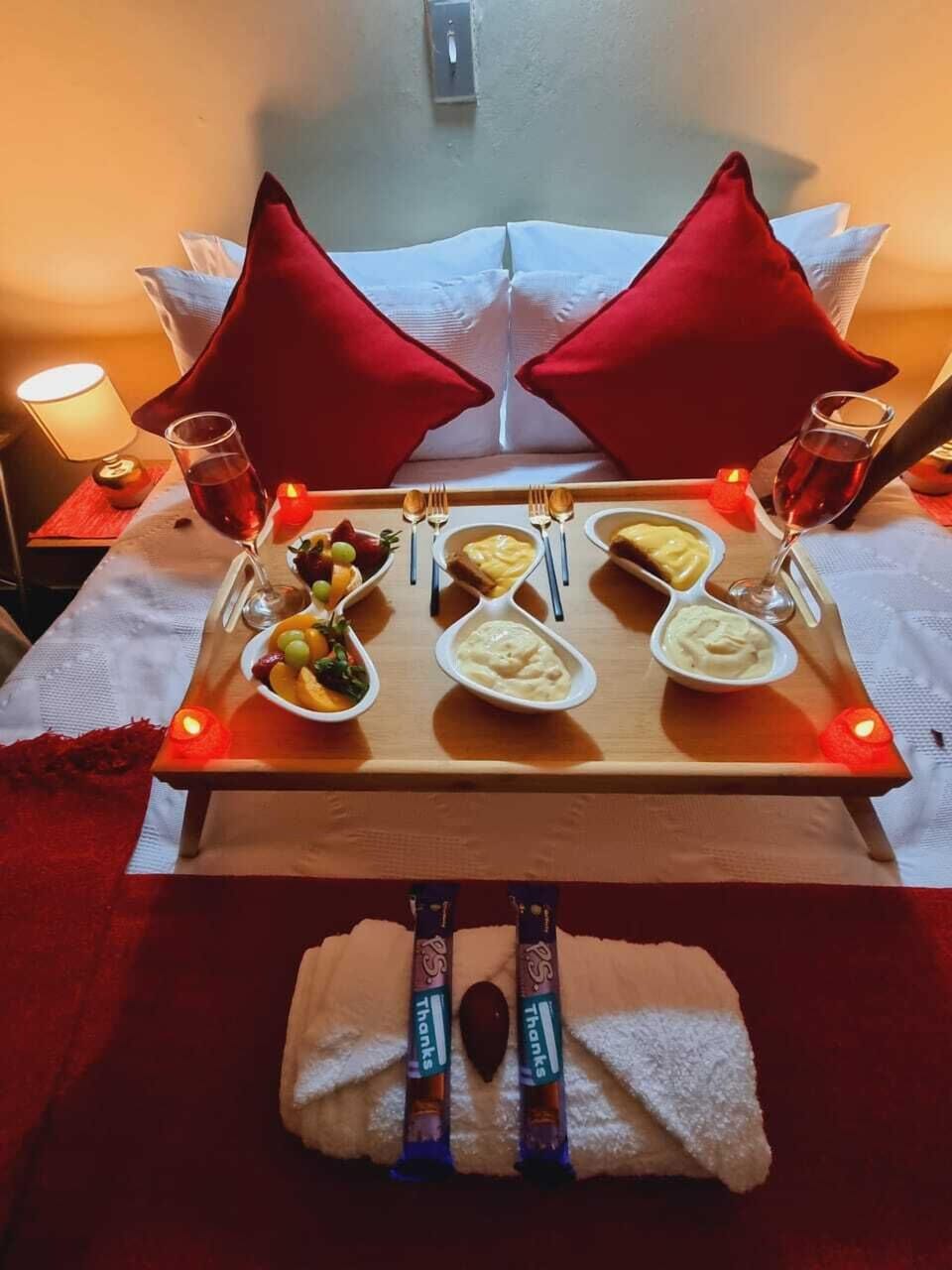 Comfort Double Room, 1 Queen Bed | Desk, laptop workspace, WiFi (free), bed sheets