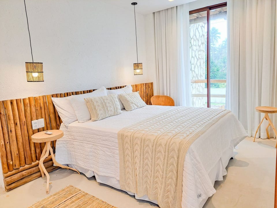 Bed,Bedroom