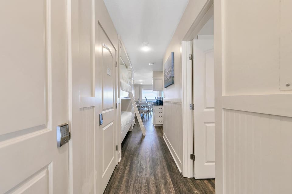 Condo, Multiple Beds (Latitude 29 #36) | Interior
