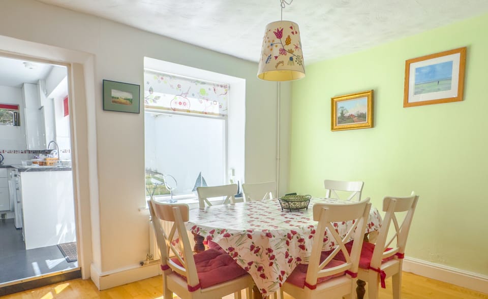 Nothe Parade Dining Area